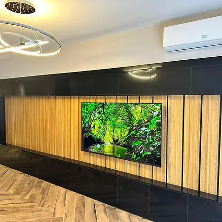 Azur 76 Apartment Shkorpilovtsi